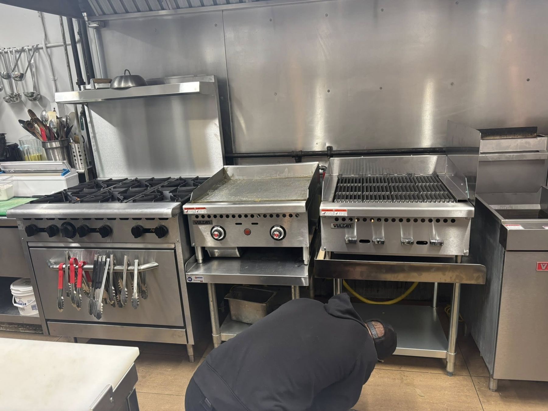 Range hood install